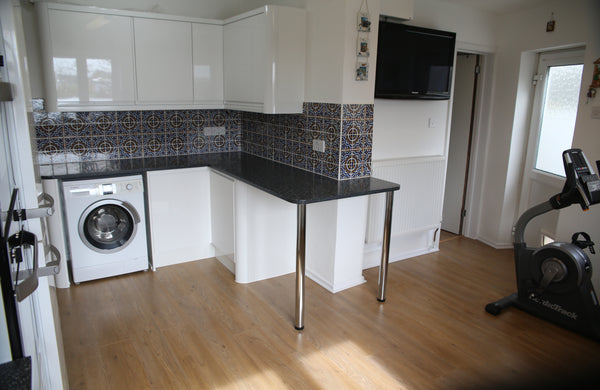 Vicente Handmade 10.5cm Tile