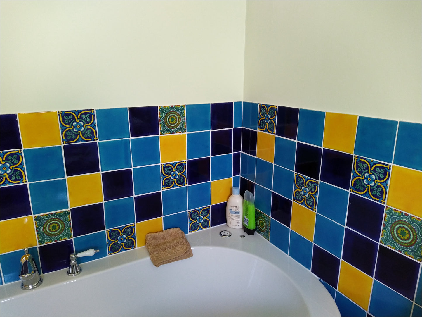 Leon Handmade 10.5cm Tile