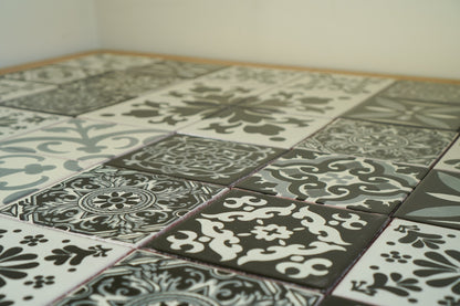 "Escala de grises" Tile Collection - 36 x 10.5cm Assorted Talavera Mexican Handmade Tiles